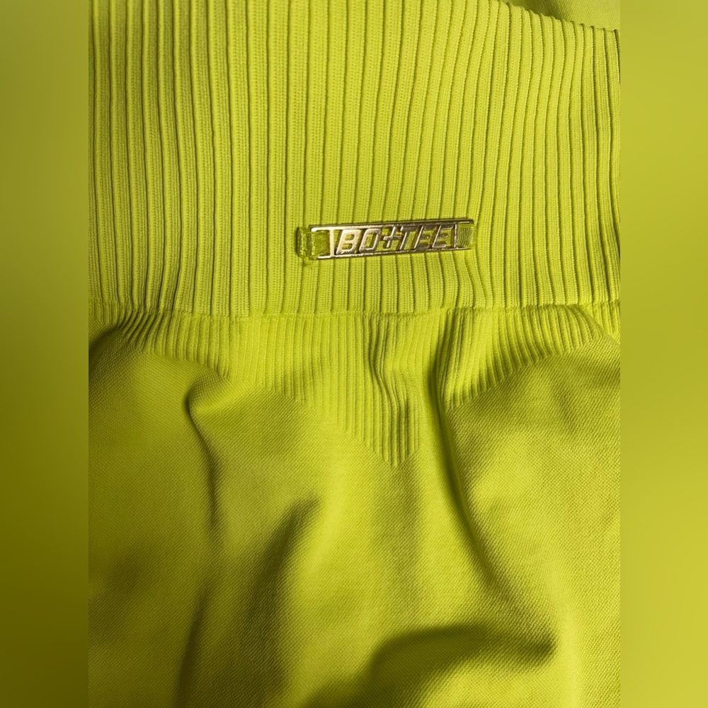 Bo+Tee Intensity leggings in green